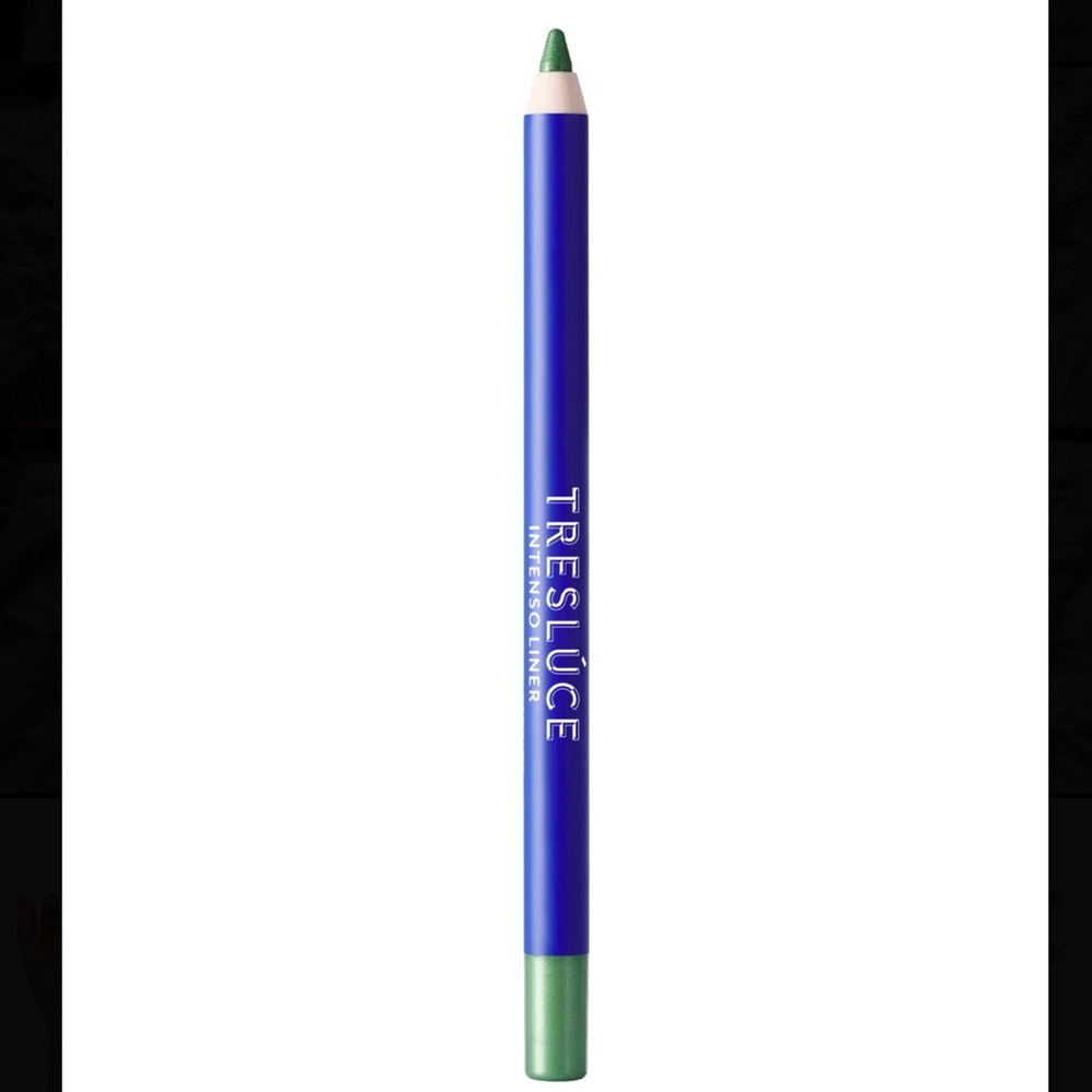Becky G’s brand ‘treslúce’ Intenso Liner in Viva (Shimmer Bright Green)